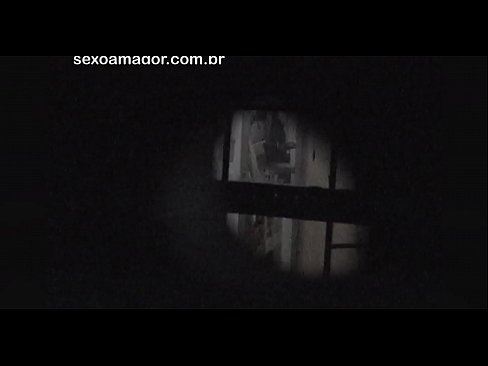 ❤️ Rubia es grabada en secreto por un voyeur del barrio escondido detrás de unos ladrillos huecos Super porno en es.oldsex.ru ❌️